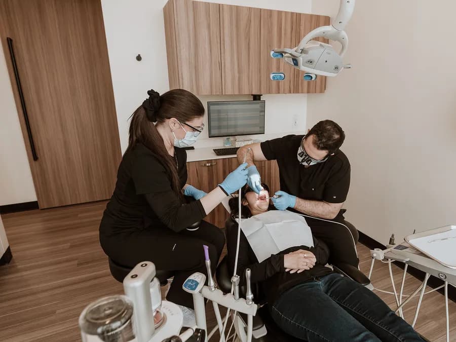 Restoring Broken or Cracked Teeth